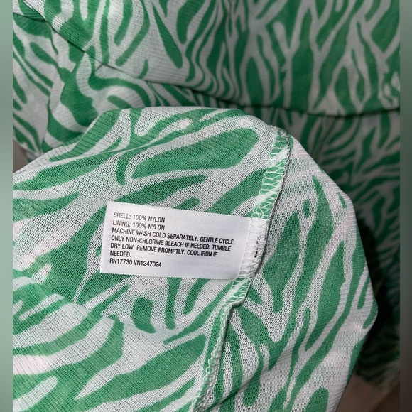 Green Zebra Print Dress - Picture 4 of 5
